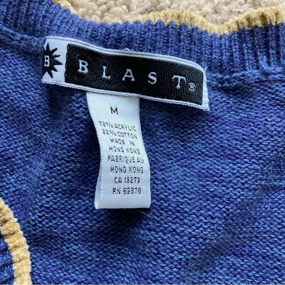 Blast Leaf Patterned Knit Sweater Vest - Picture 3 of 3